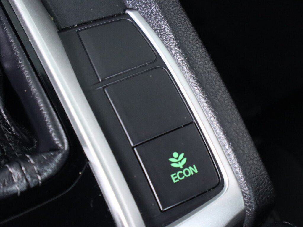 Used 2019 Honda Civic Sport image 25