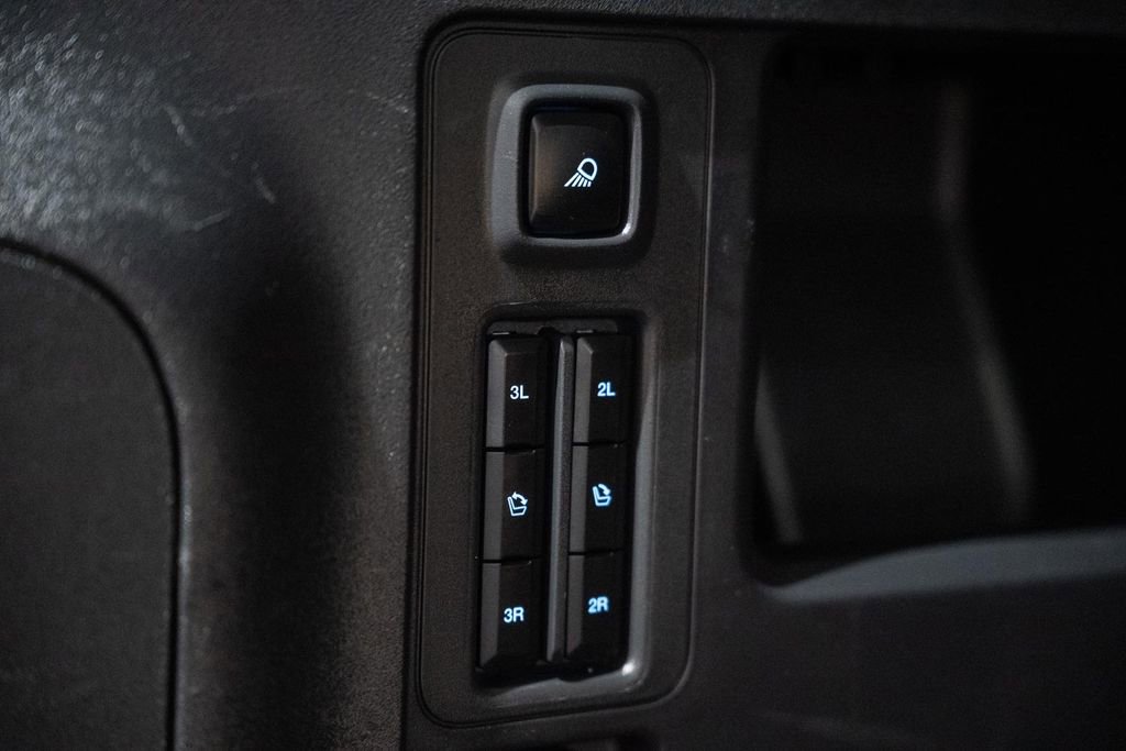 Used 2025 Ford Expedition Max Platinum AWD/4WD image 14