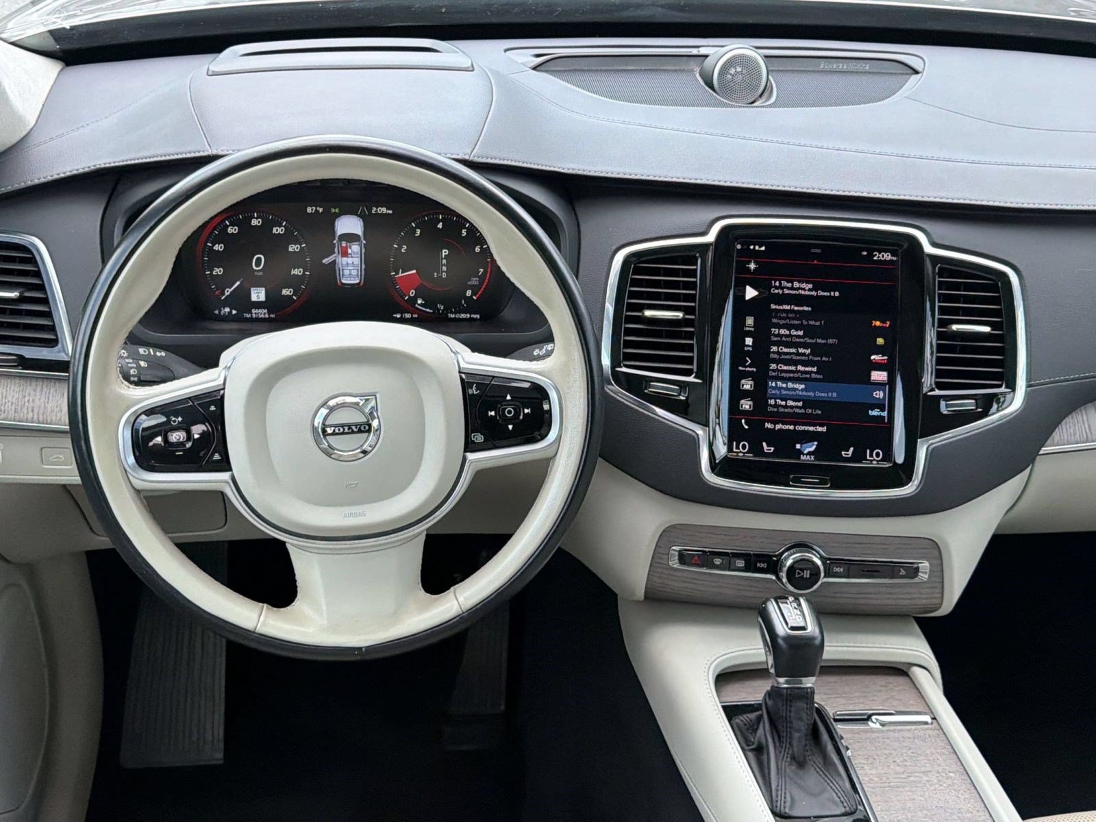 Certified 2022 Volvo XC90 T6 Inscription w/ Lounge Package AWD/4WD image 28