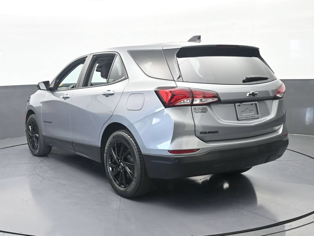 Used 2024 Chevrolet Equinox LS w/ LS Convenience Package FWD image 4
