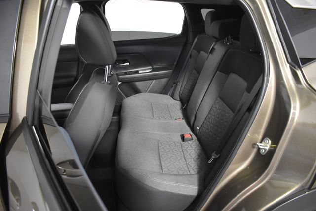 Certified 2025 Nissan Kicks SV AWD/4WD image 26