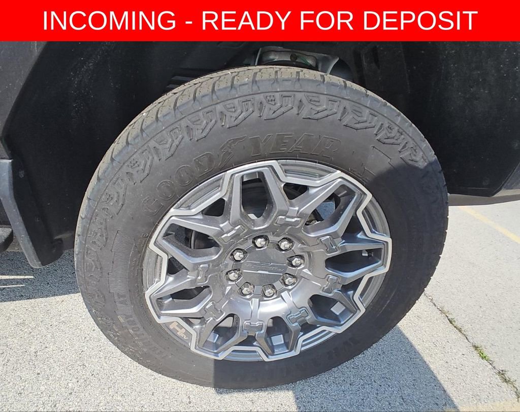 Used 2025 GMC Hummer EV 3X AWD/4WD image 10