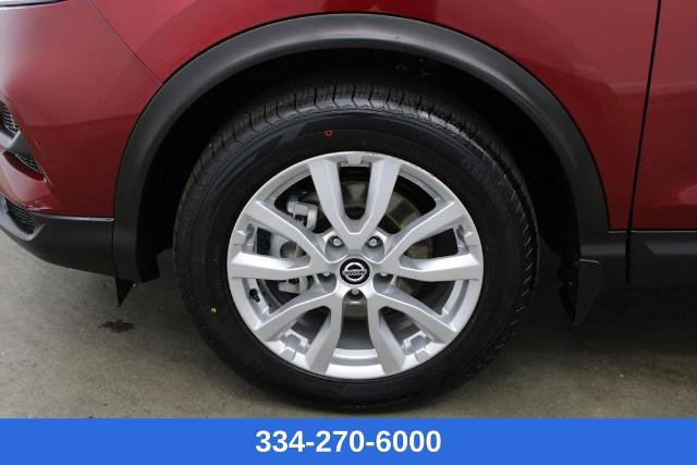 Certified 2021 Nissan Rogue Sport S image 24