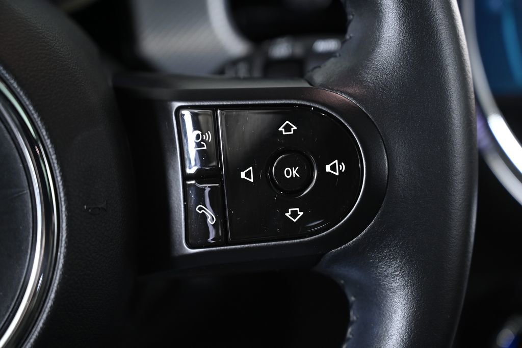 Certified 2022 MINI Cooper 4-Door Hardtop image 14