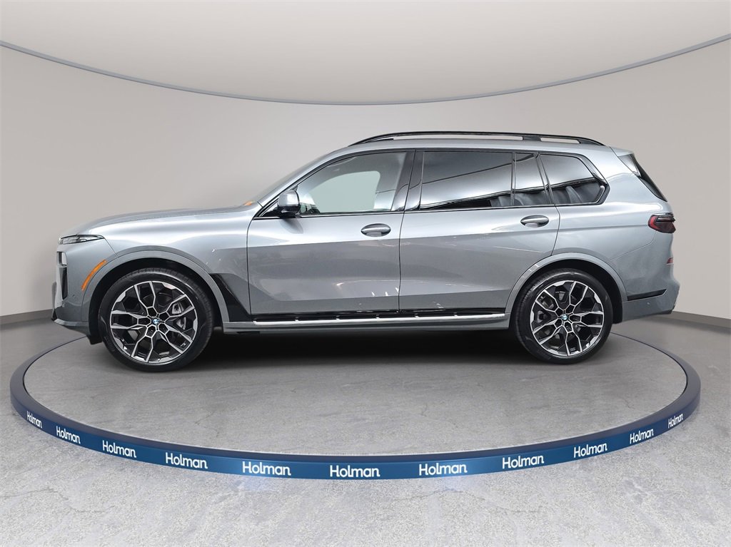 Used 2025 BMW X7 xDrive40i w/ M Sport Package image 9
