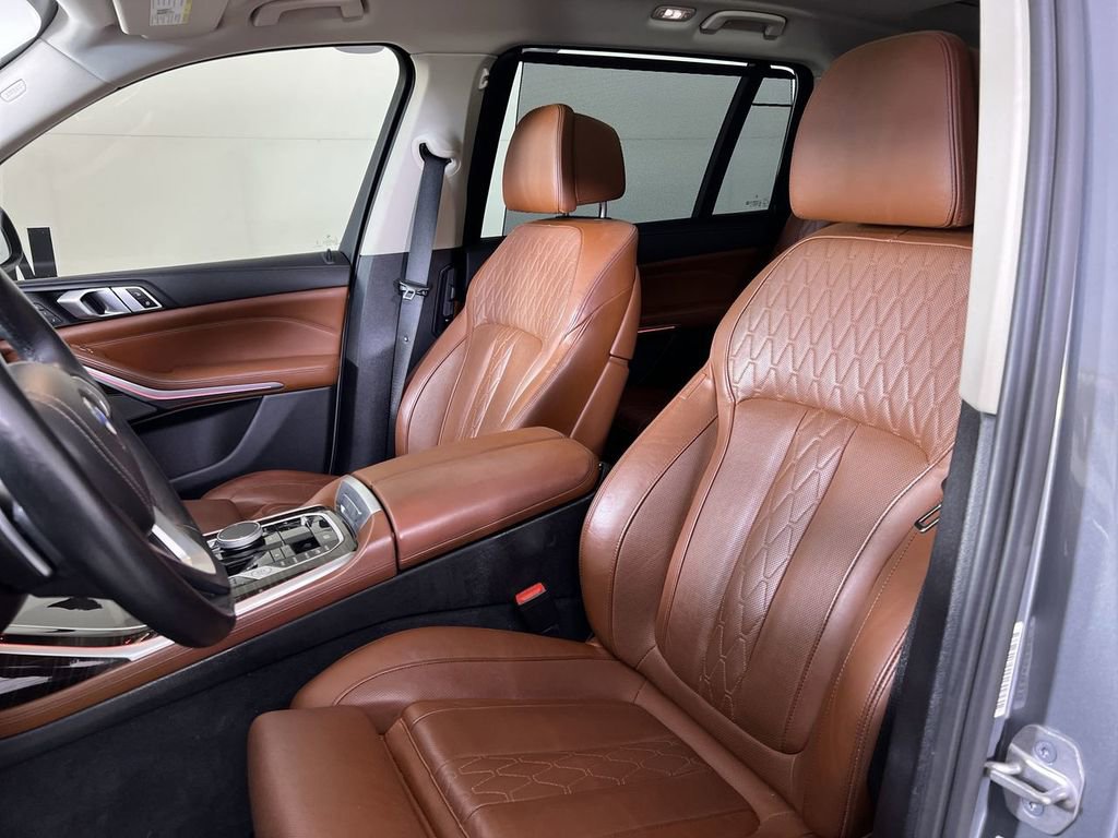 Used 2023 BMW X7 xDrive40i w/ Premium Package image 12