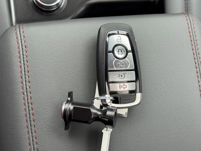 New 2026 Ford Explorer Active AWD/4WD image 25