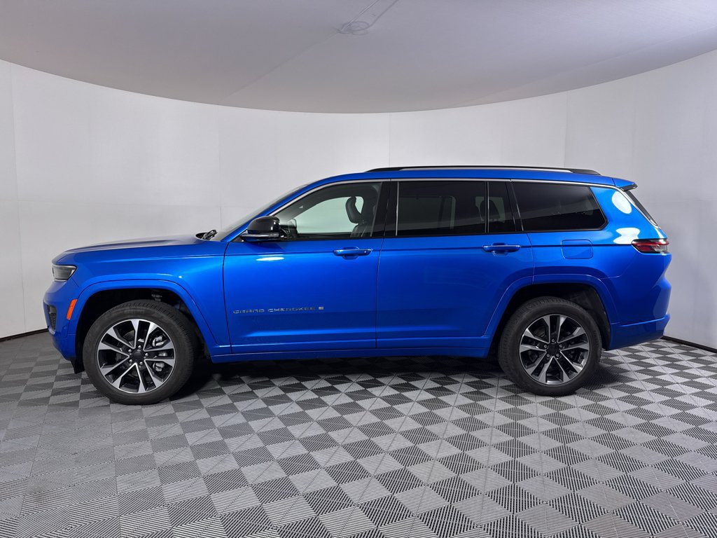 Used 2023 Jeep Grand Cherokee L Overland w/ Luxury Tech Group IV AWD/4WD image 14