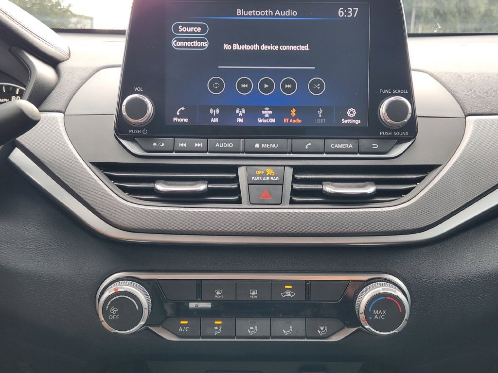 Used 2023 Nissan Altima 2.5 SR FWD image 17