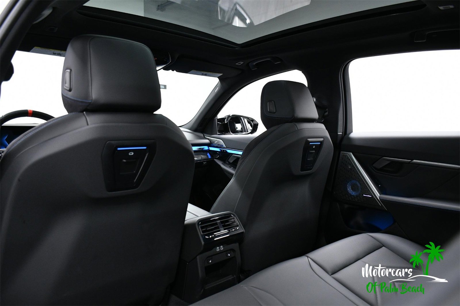 Used 2025 BMW i5 M60 w/ Premium Package image 45