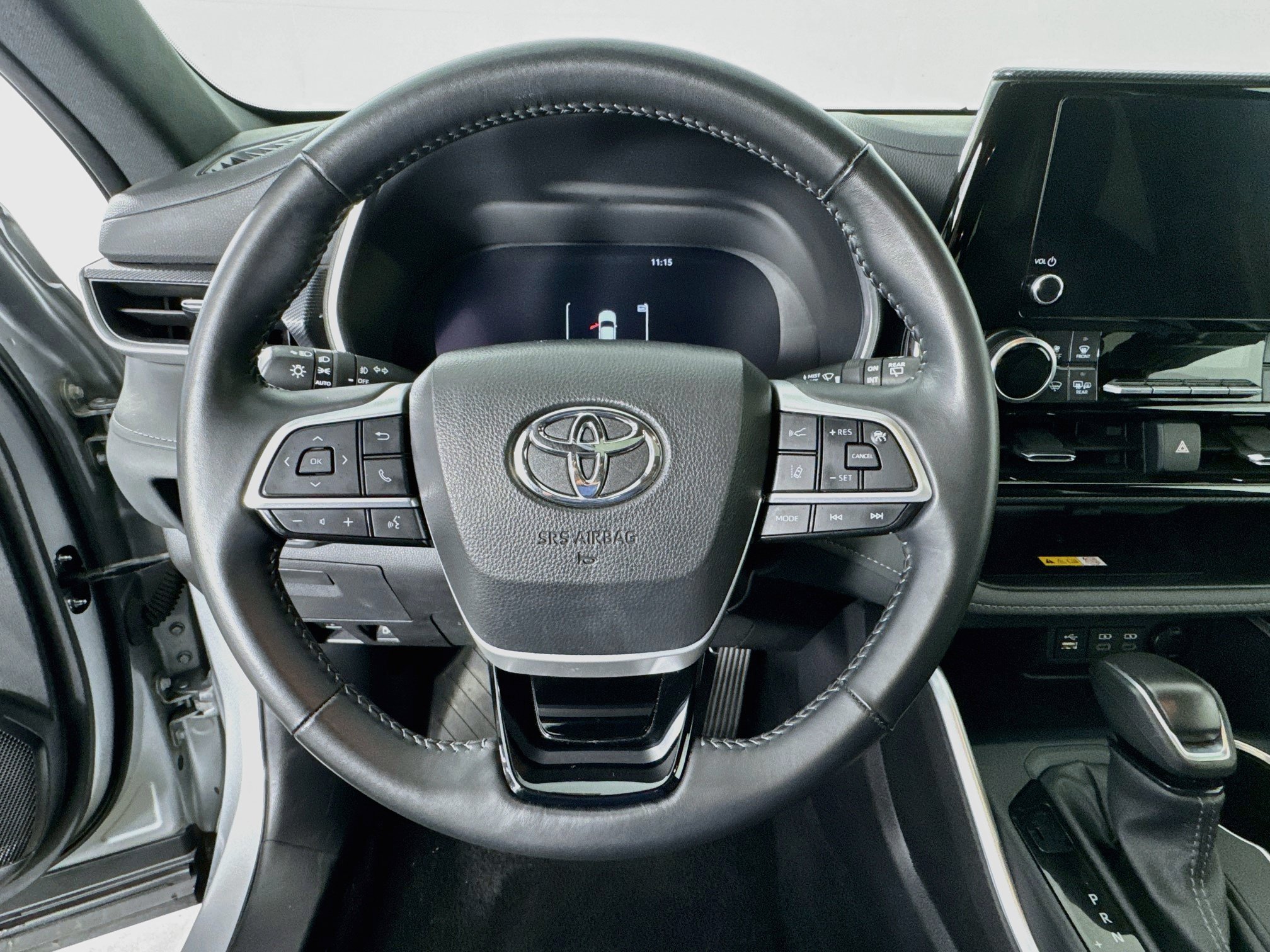 Certified 2025 Toyota Highlander XSE AWD/4WD image 11