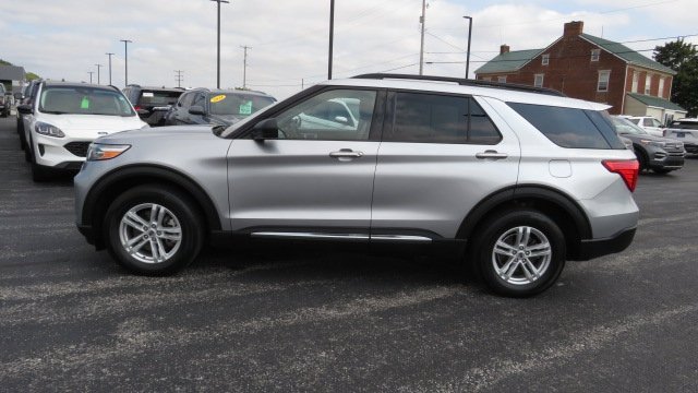 Certified 2022 Ford Explorer XLT w/ Equipment Group 202A image 13