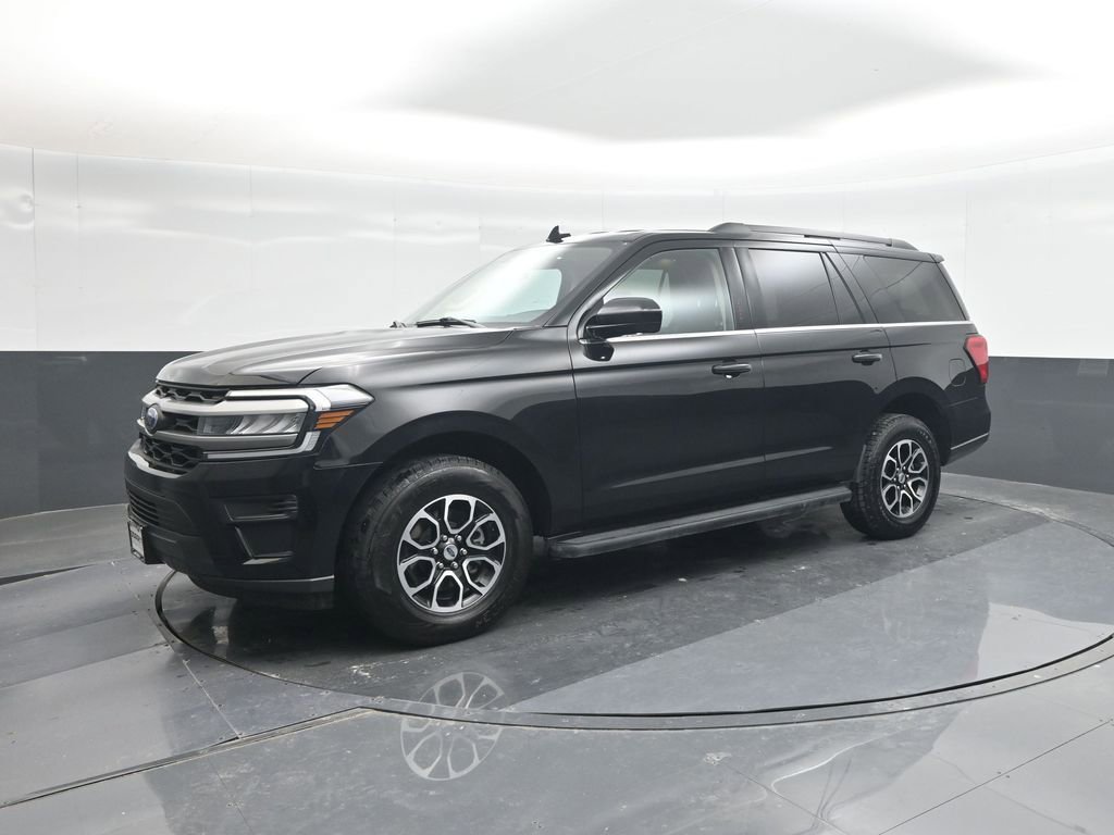 Used 2024 Ford Expedition XLT RWD image 1
