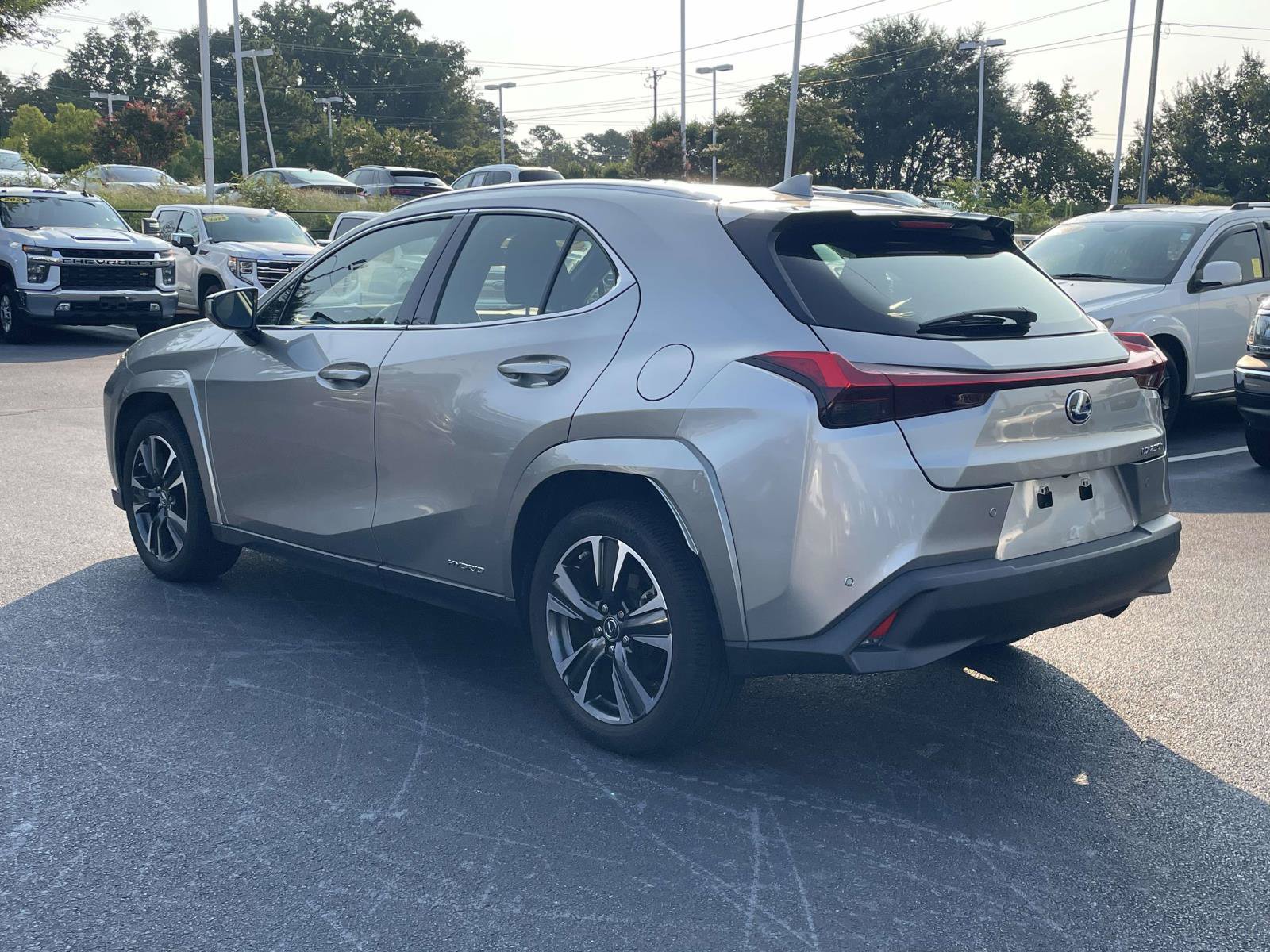 Used 2022 Lexus UX 250h w/ Premium Package AWD/4WD image 5