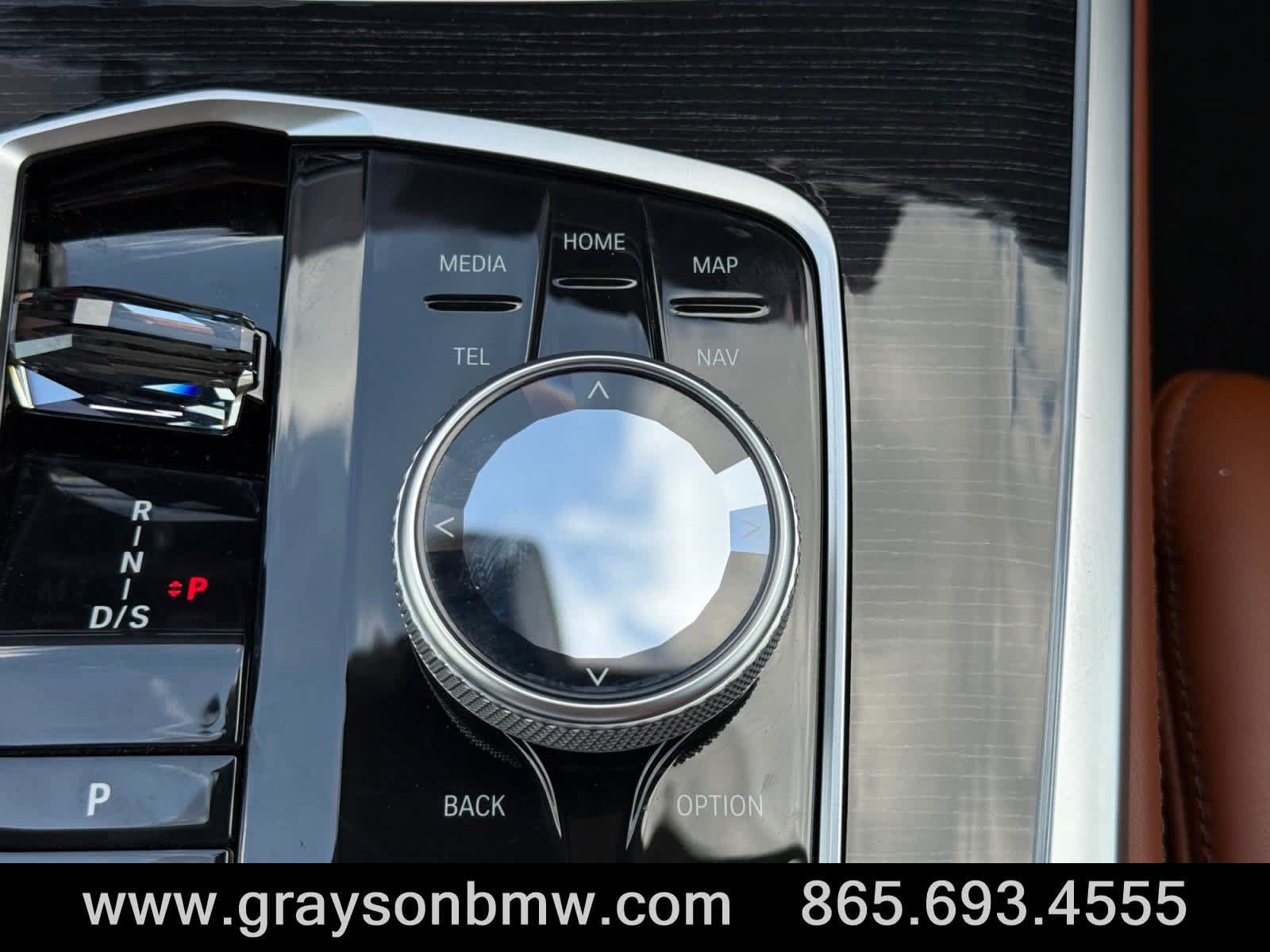 Used 2026 BMW X7 M60i AWD/4WD image 31