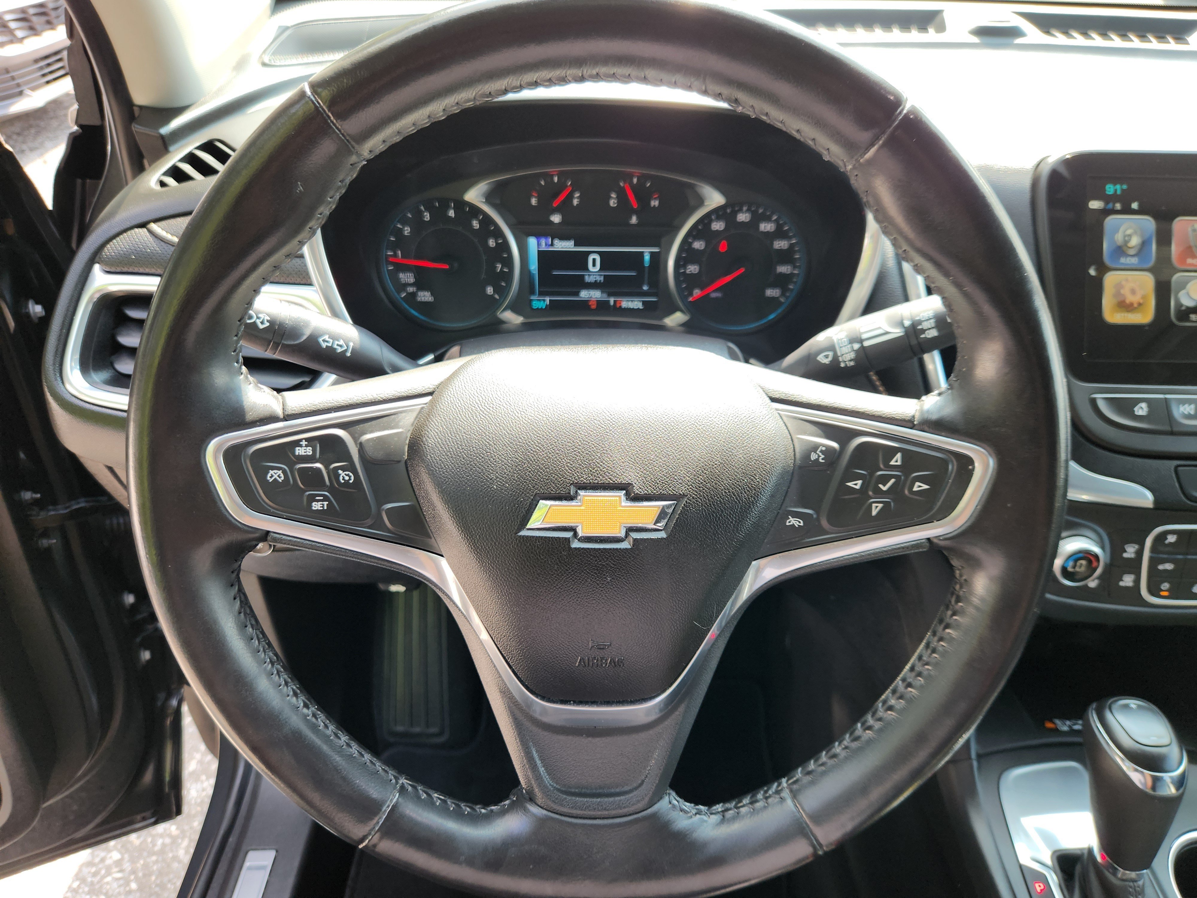 Used 2018 Chevrolet Equinox Premier FWD image 9