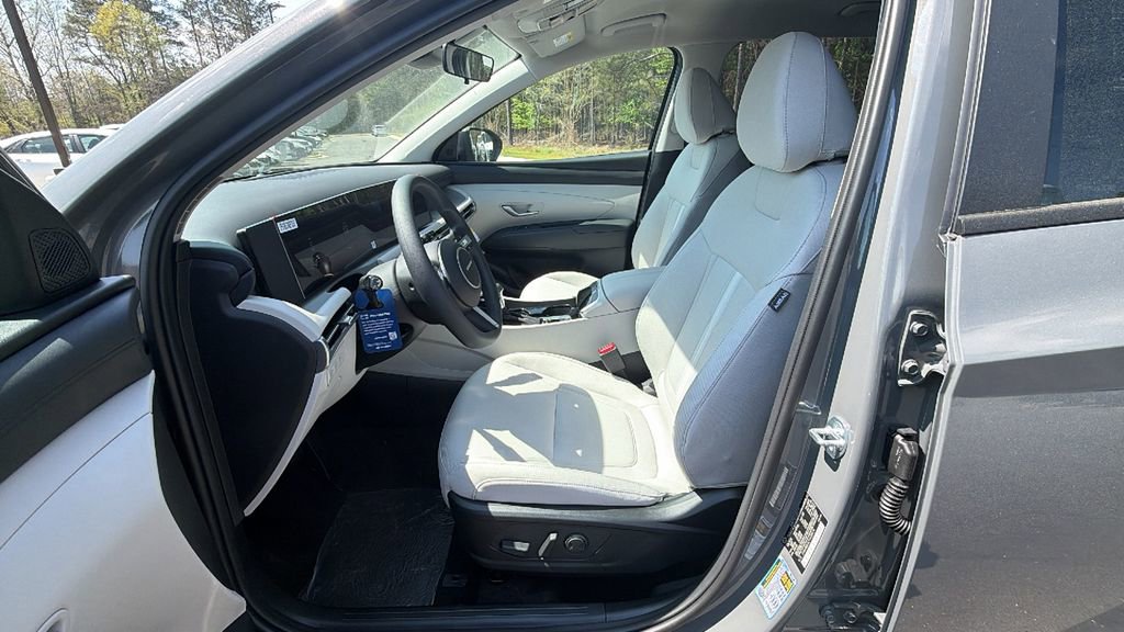 New 2026 Hyundai Tucson SEL image 9