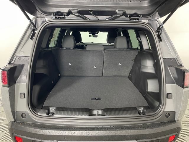 New 2026 Jeep Cherokee Laredo image 14