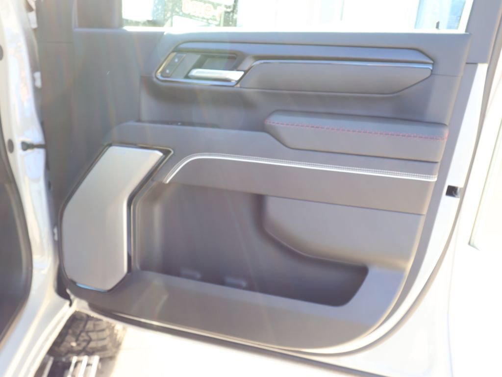 New 2026 GMC Sierra 2500 AT4X image 43