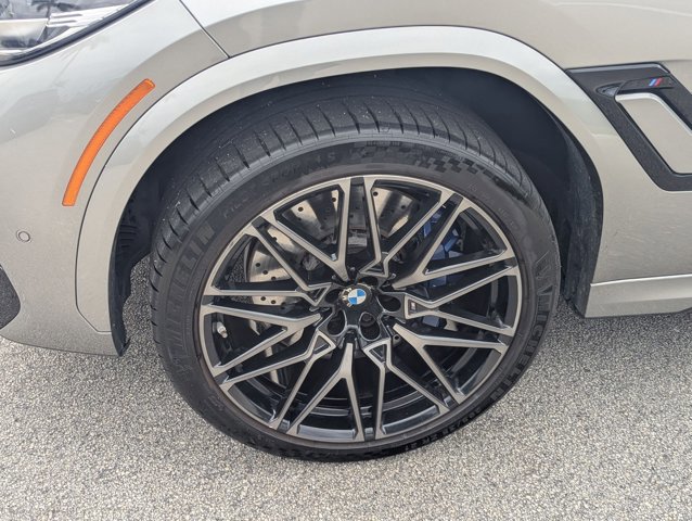 Used 2021 BMW X6 M w/ Competition Package AWD/4WD image 25