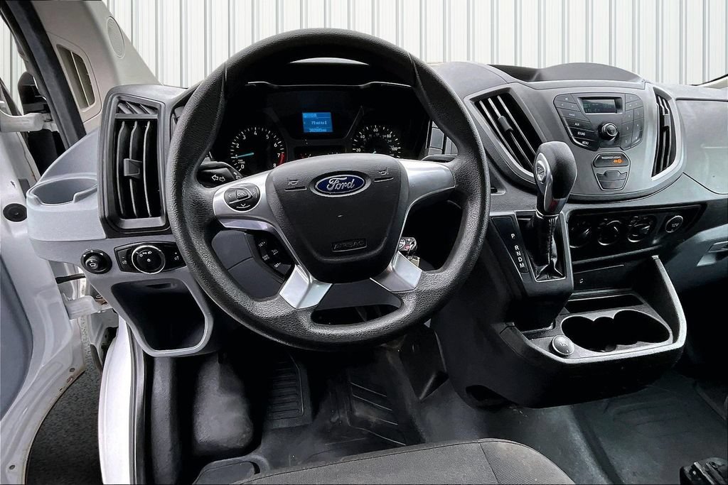 Used 2018 Ford Transit 250 130 Low Roof w/ Exterior Upgrade Package RWD image 9