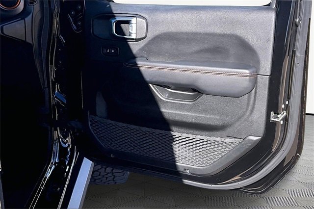 Used 2022 Jeep Gladiator Mojave w/ LED Lighting Group image 19