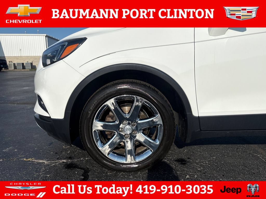 Used 2017 Buick Encore Essence w/ Experience Buick Package FWD image 28