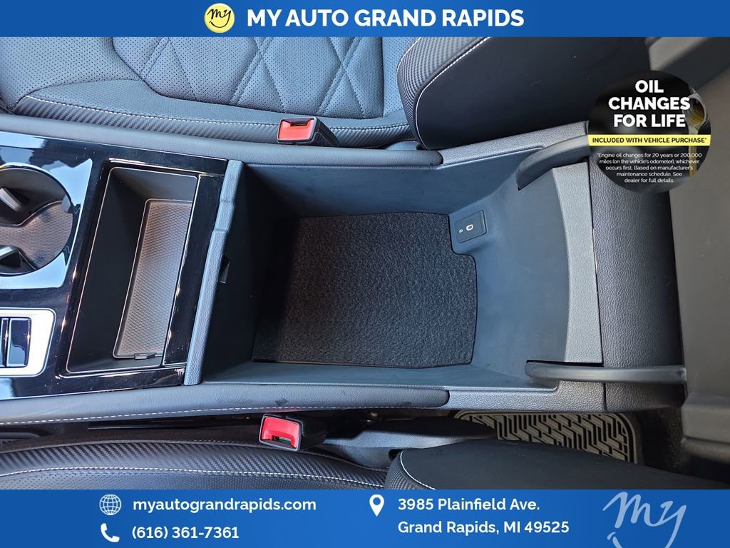 Used 2024 Volkswagen Atlas Cross Sport SE image 27