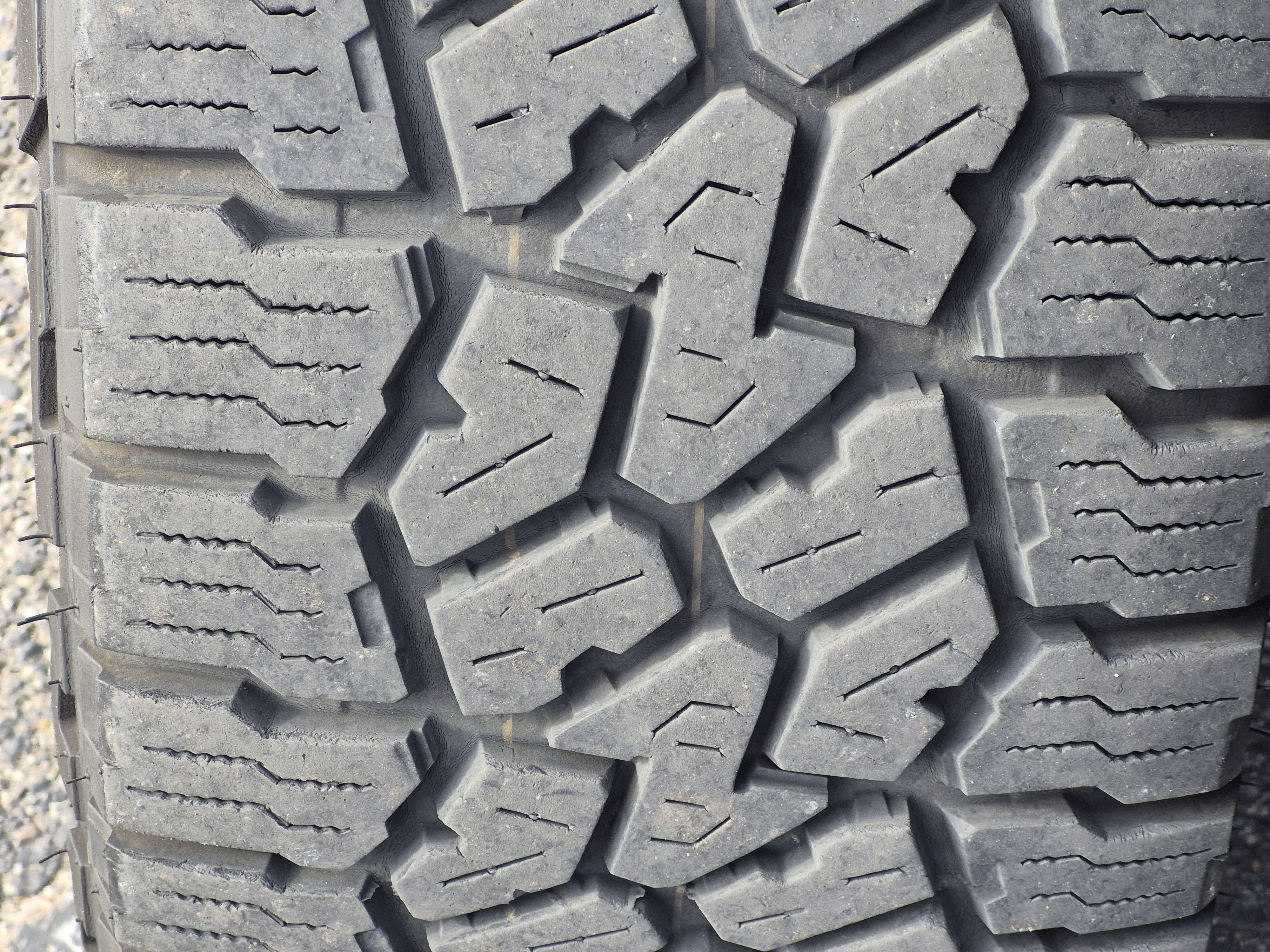 Used 2022 Jeep Gladiator Rubicon w/ Cold Weather Group AWD/4WD image 12