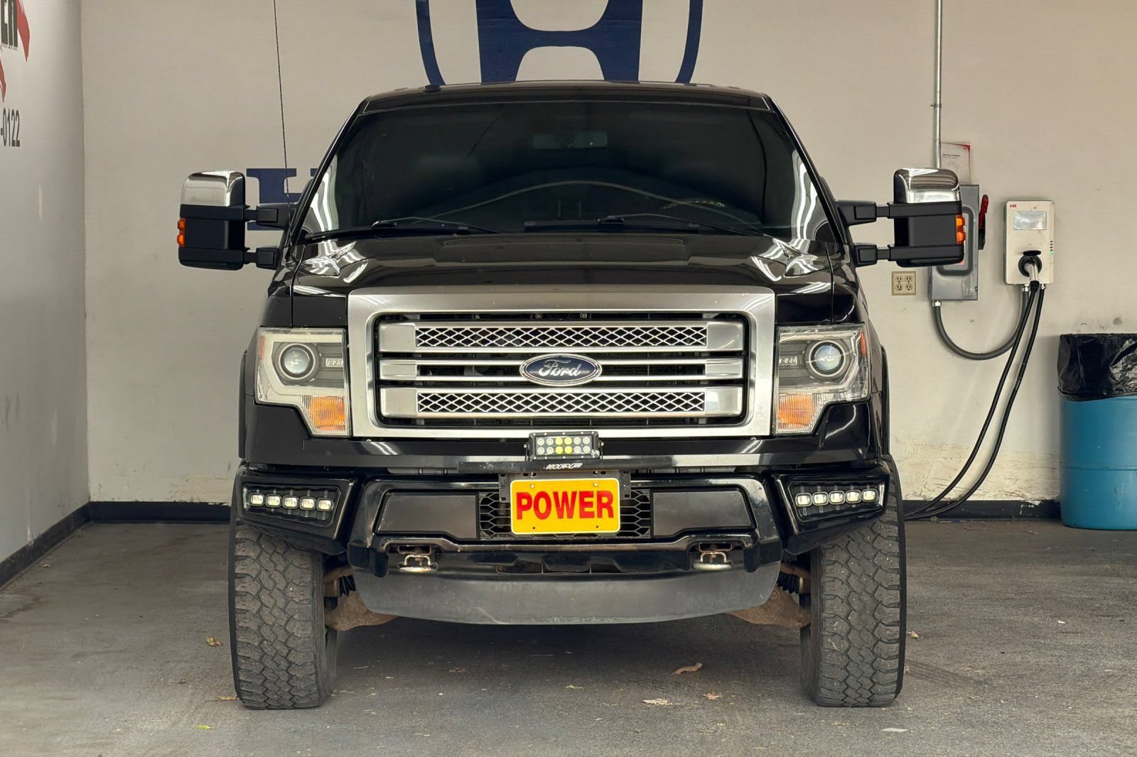 Used 2013 Ford F150 Platinum AWD/4WD image 8