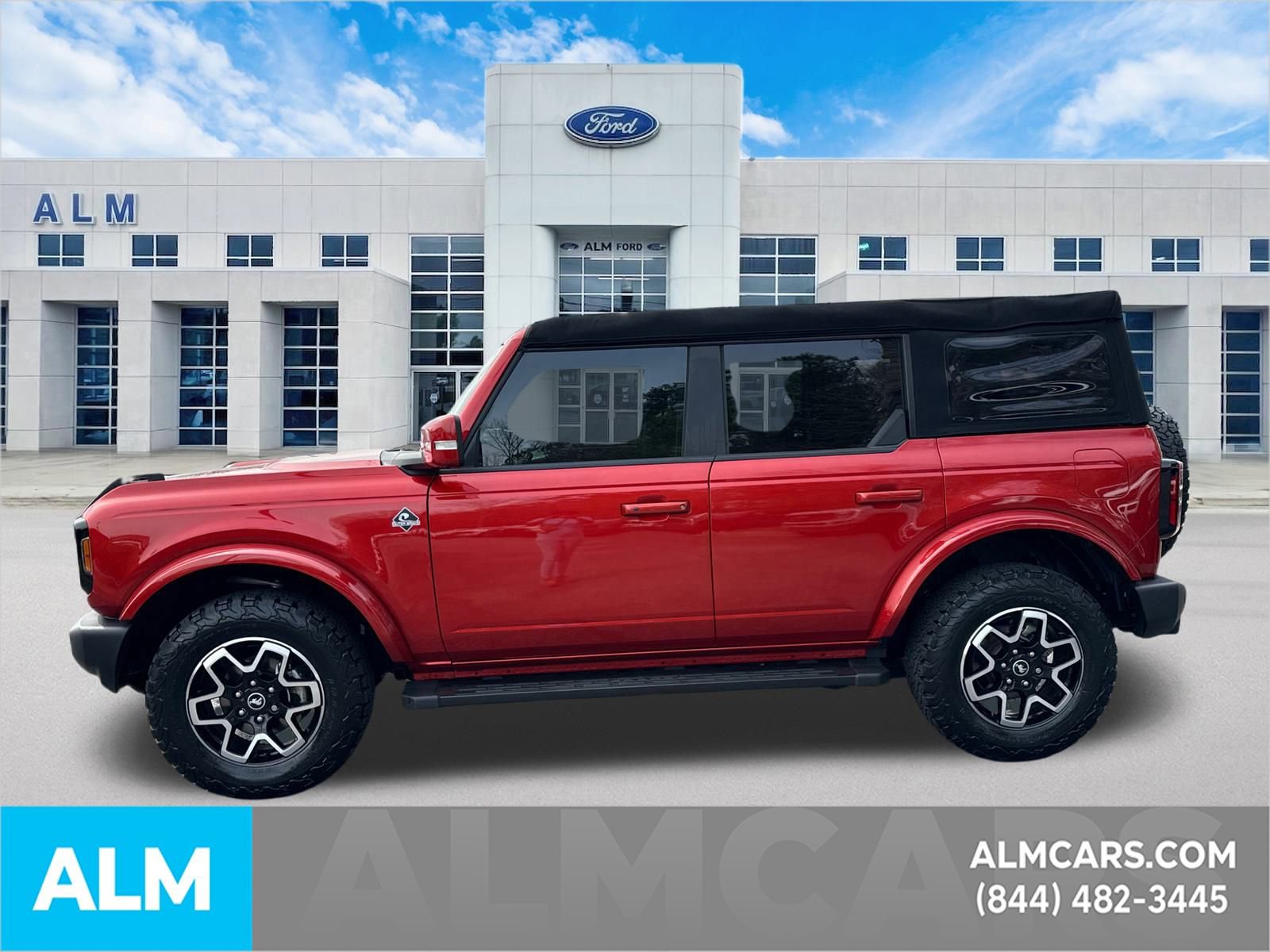 Used 2023 Ford Bronco Outer Banks image 9