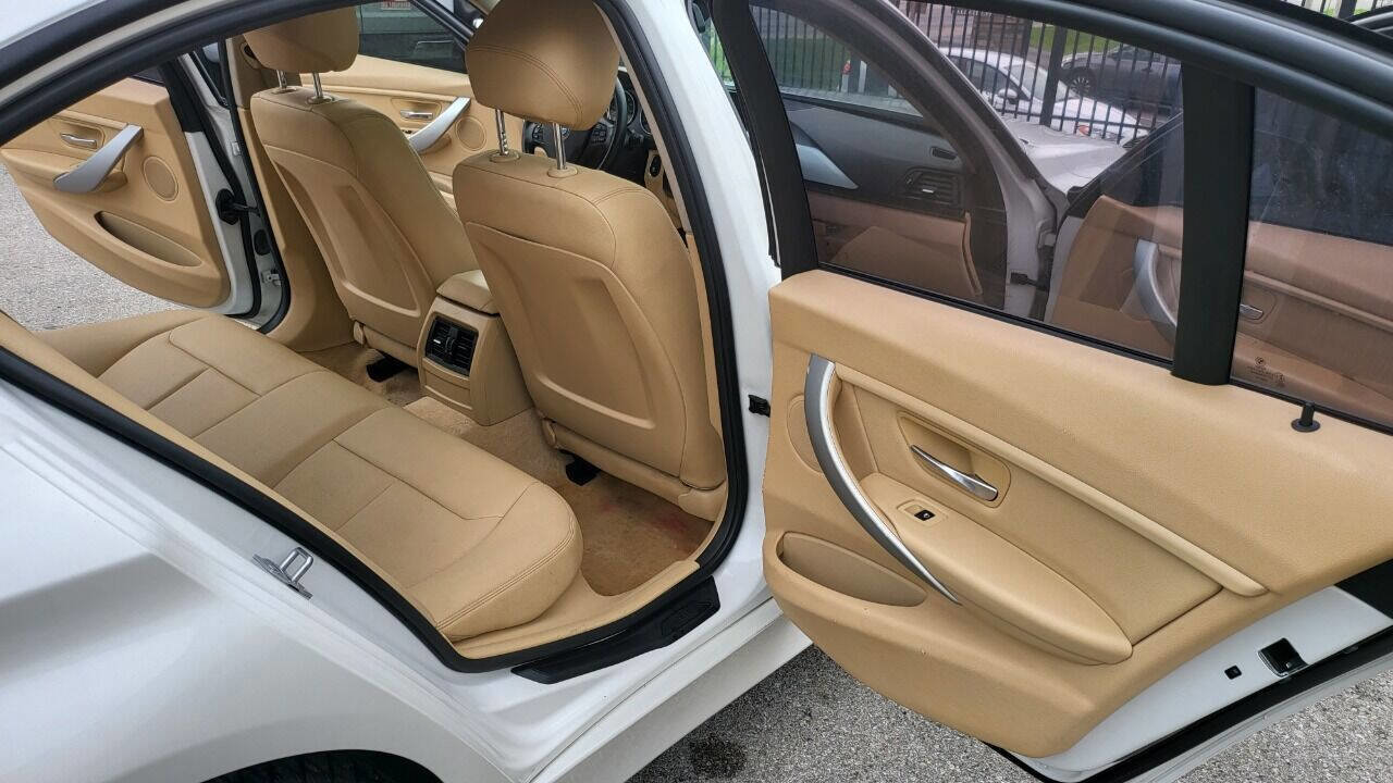 Used 2015 BMW 320i Sedan image 17