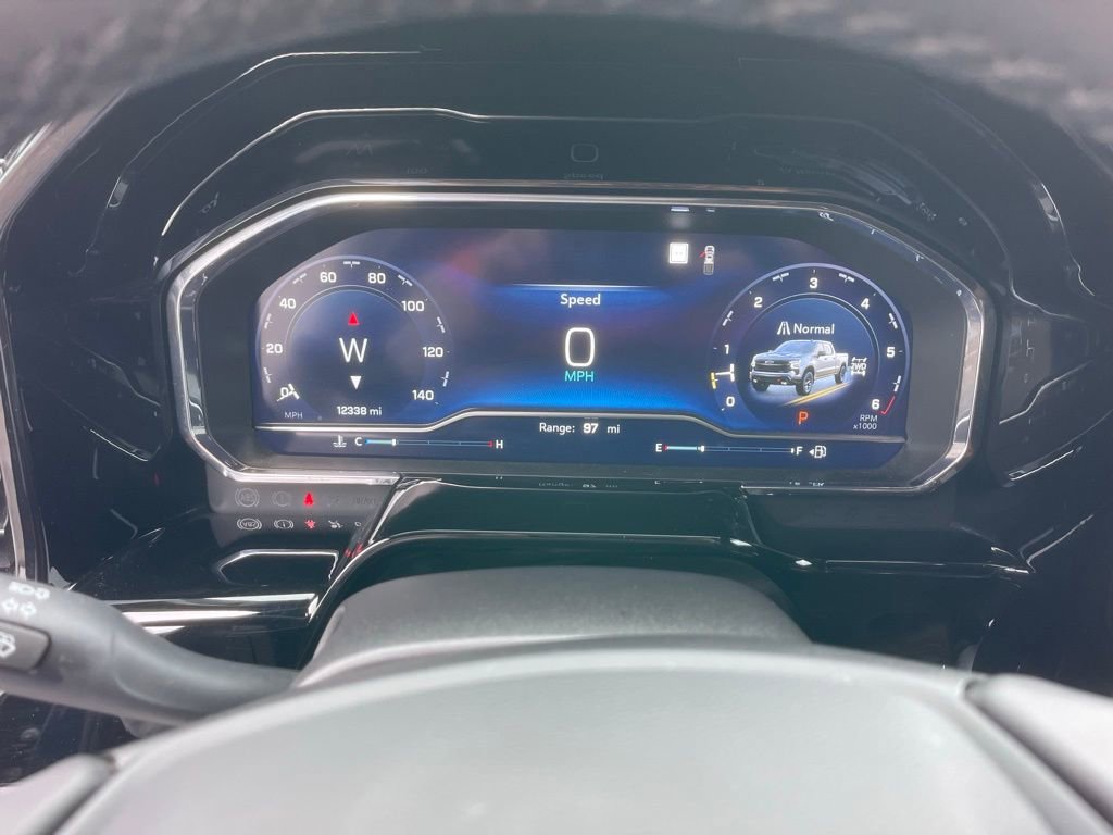 Used 2023 Chevrolet Silverado 1500 LT Trail Boss w/ Convenience Package II image 15