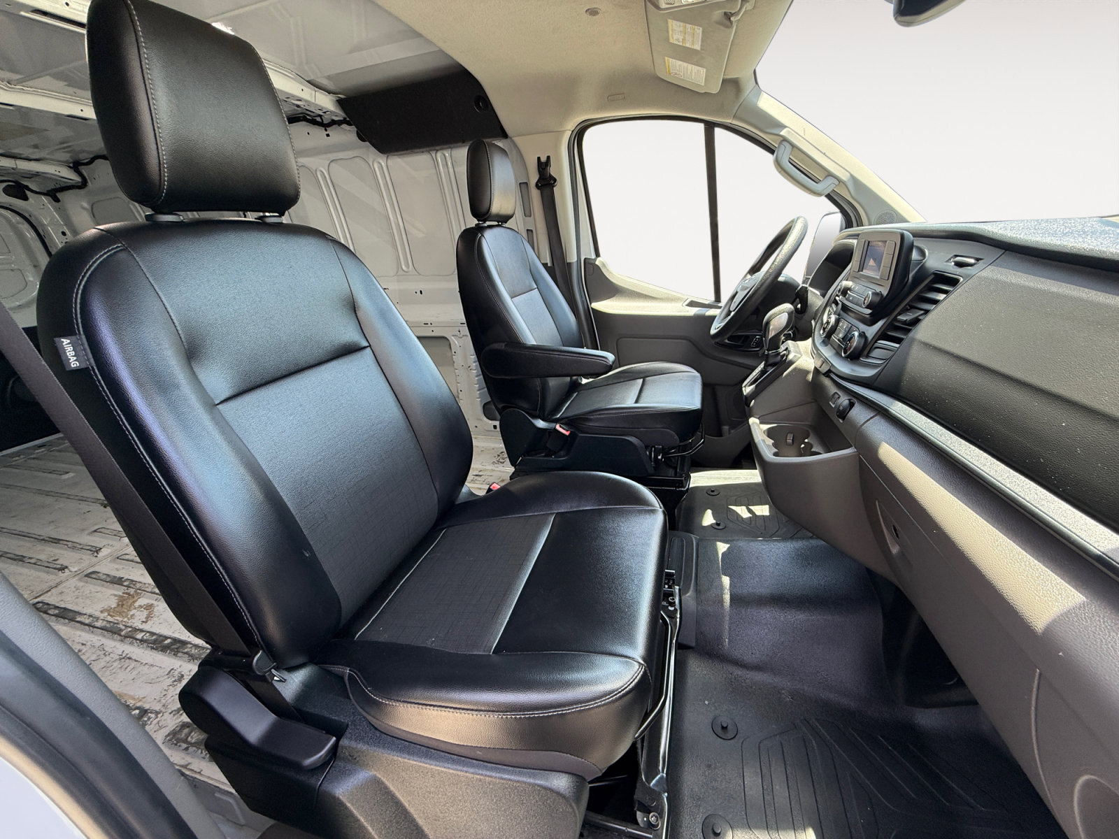 Used 2023 Ford Transit 150 Low Roof RWD image 18