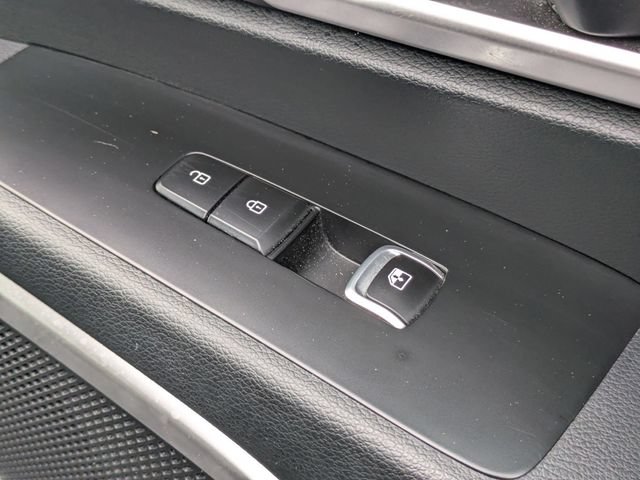 Used 2025 Kia Telluride S AWD/4WD image 40