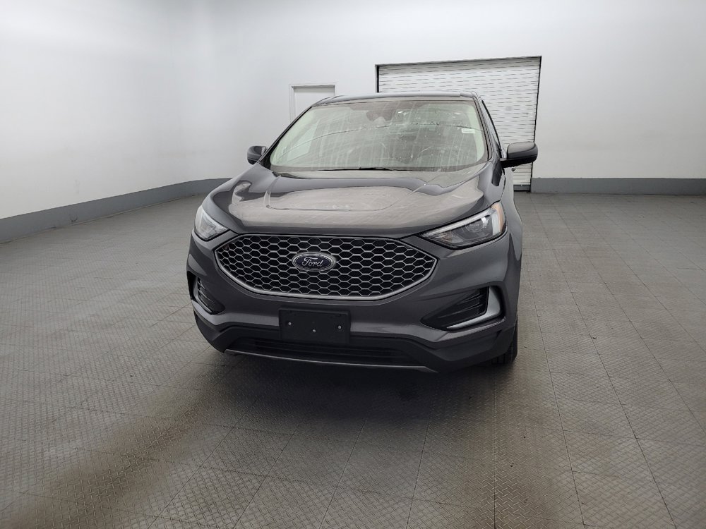 Used 2023 Ford Edge SEL image 15