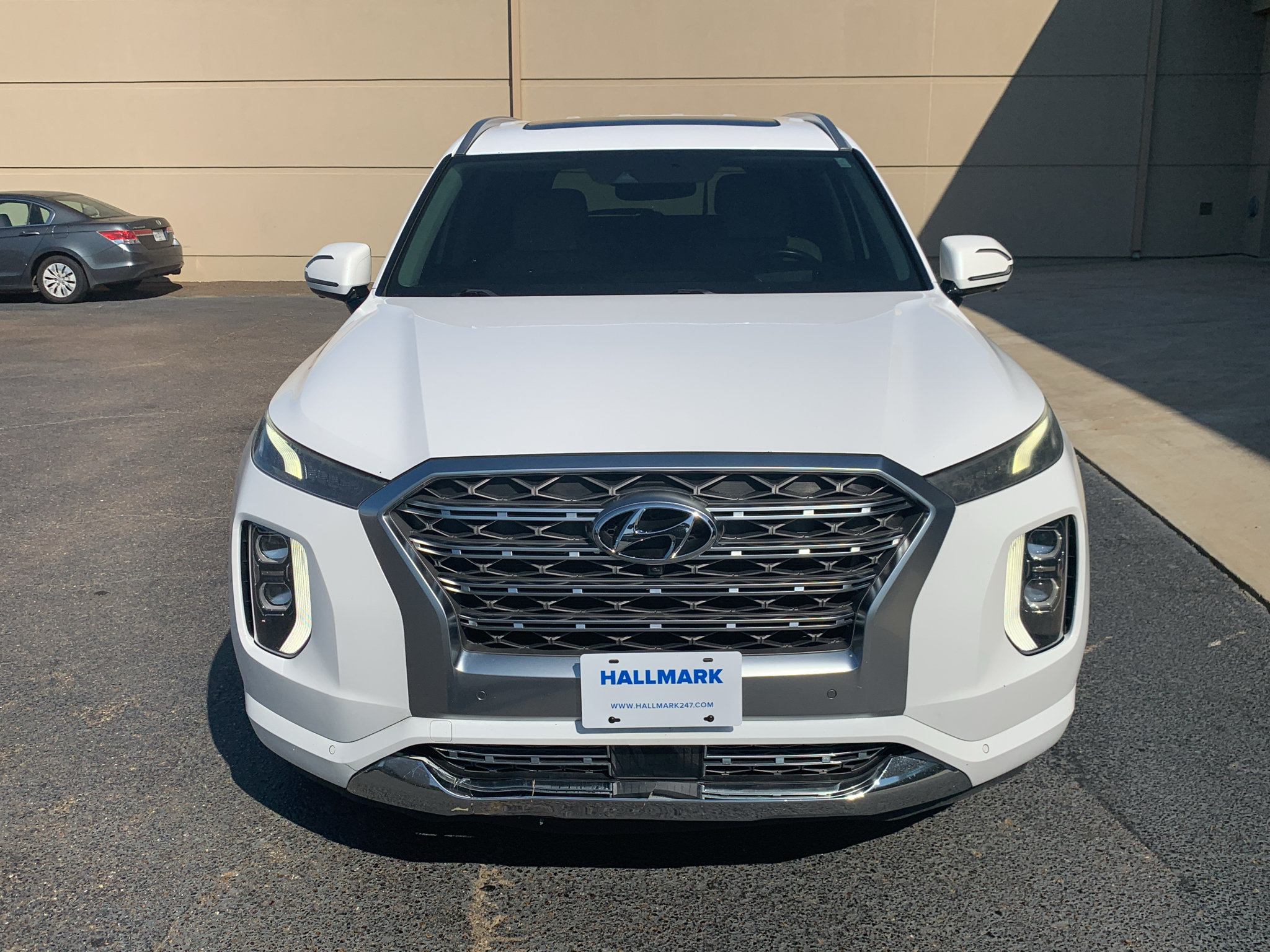 Used 2020 Hyundai Palisade Limited AWD/4WD image 2
