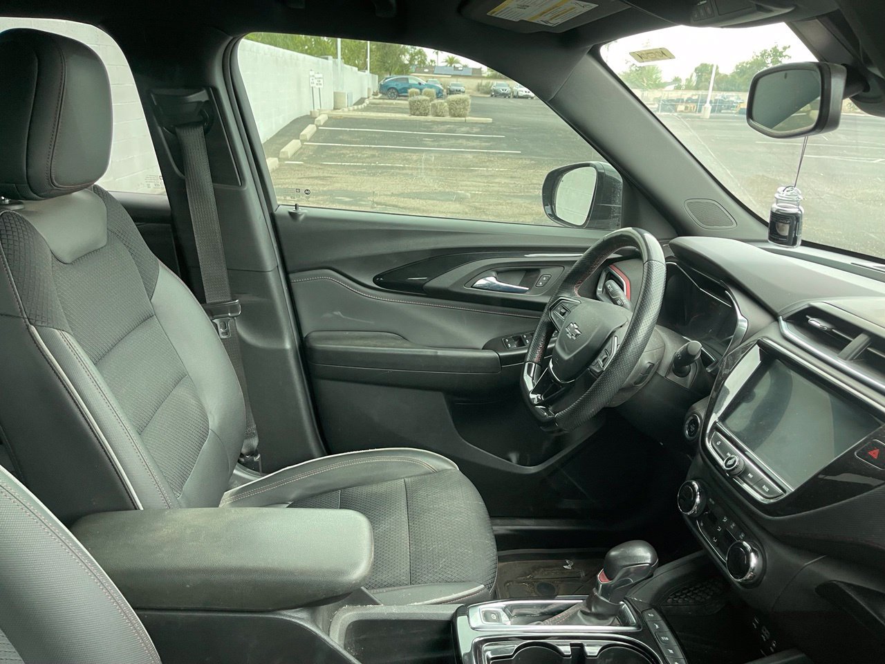 Used 2023 Chevrolet TrailBlazer RS w/ Convenience Package FWD image 6