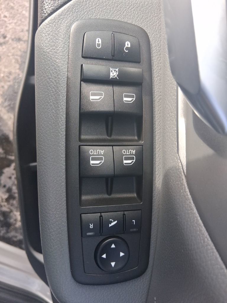 Used 2022 RAM 1500 Big Horn image 23