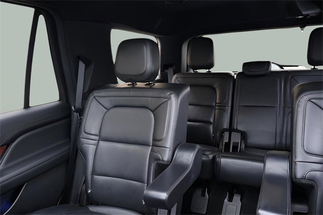 Used 2021 Lincoln Navigator Reserve image 25
