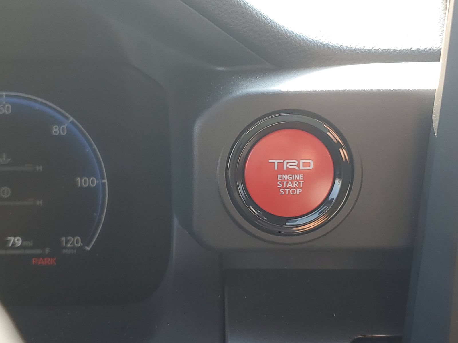 Certified 2026 Toyota Tacoma TRD Off-Road AWD/4WD image 24