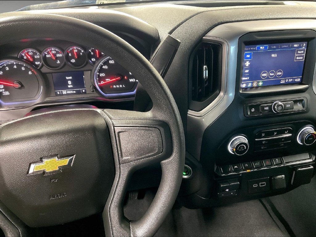 Used 2023 Chevrolet Silverado 1500 Custom w/ 2.7L Blackout Package AWD/4WD image 18
