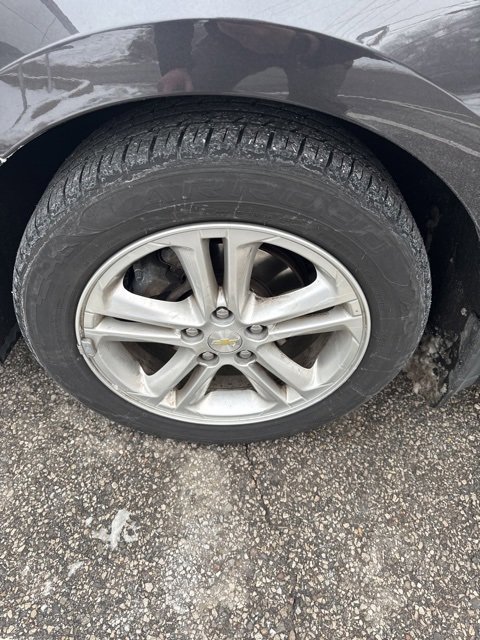 Used 2017 Chevrolet Cruze LT image 11