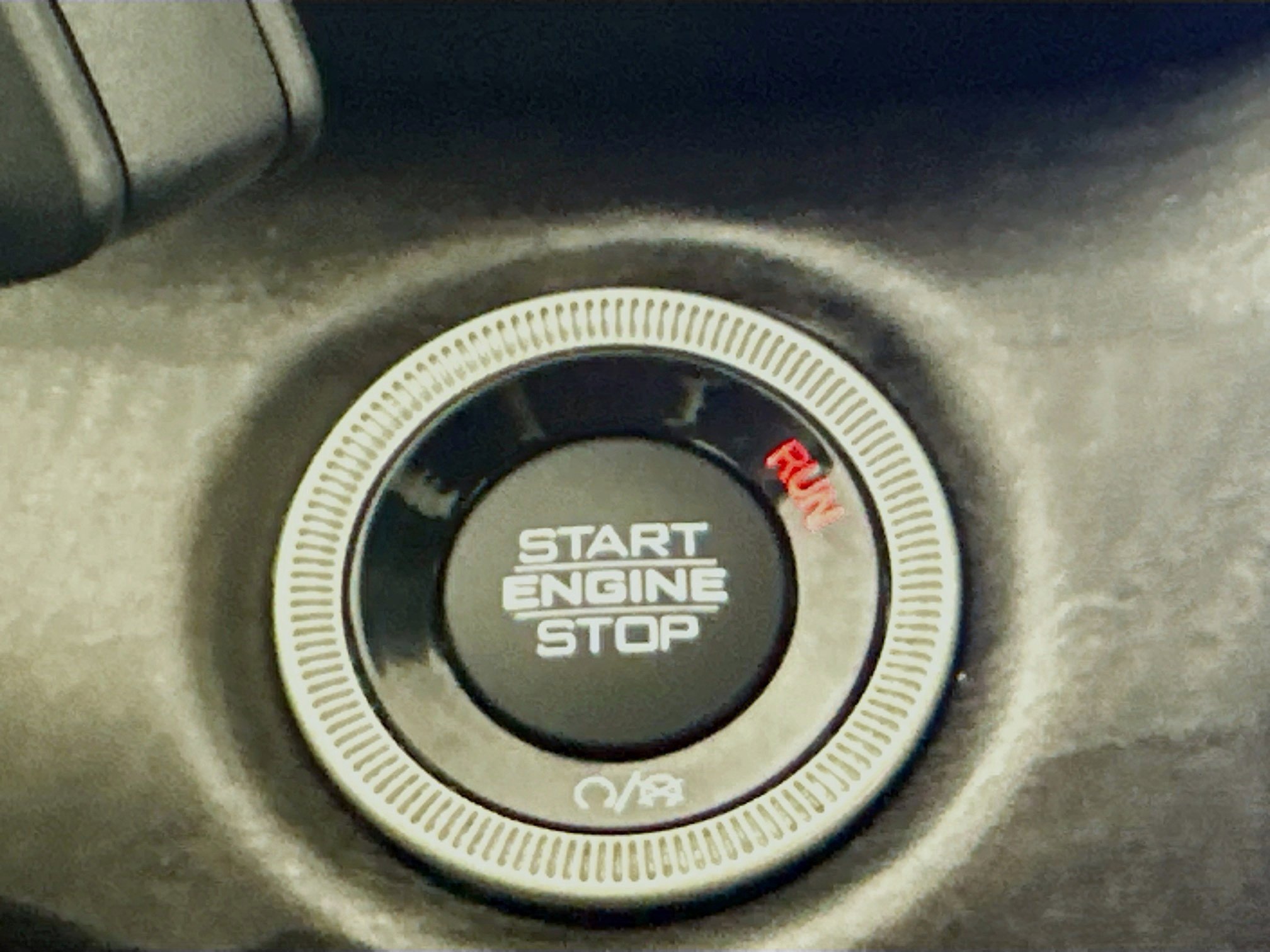 Used 2023 Jeep Grand Cherokee Limited image 17