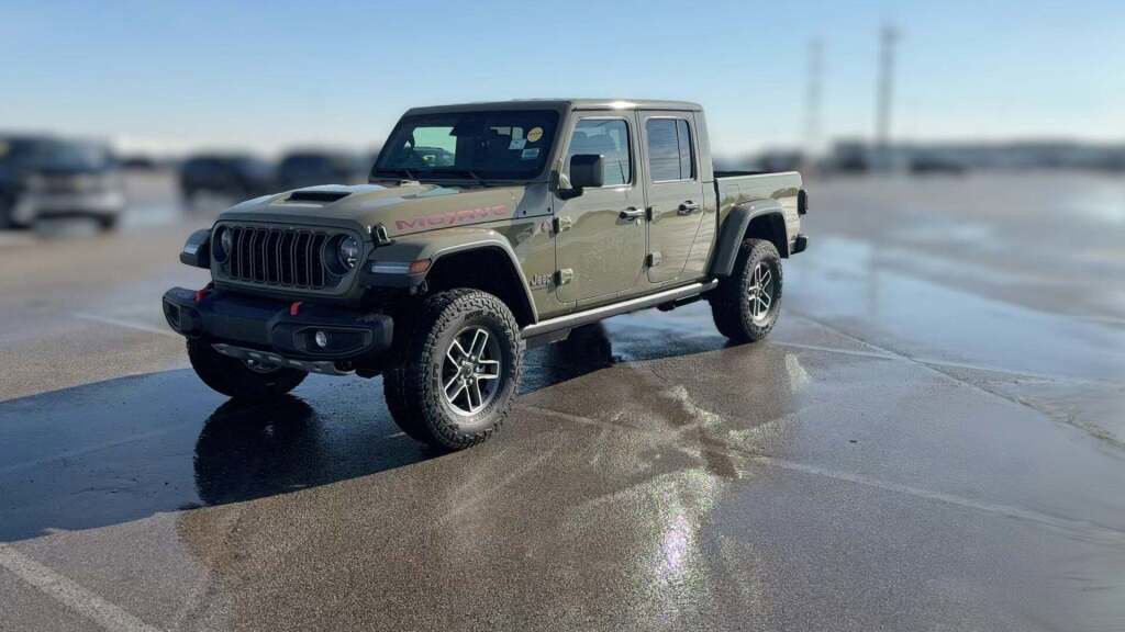 New 2026 Jeep Gladiator Mojave