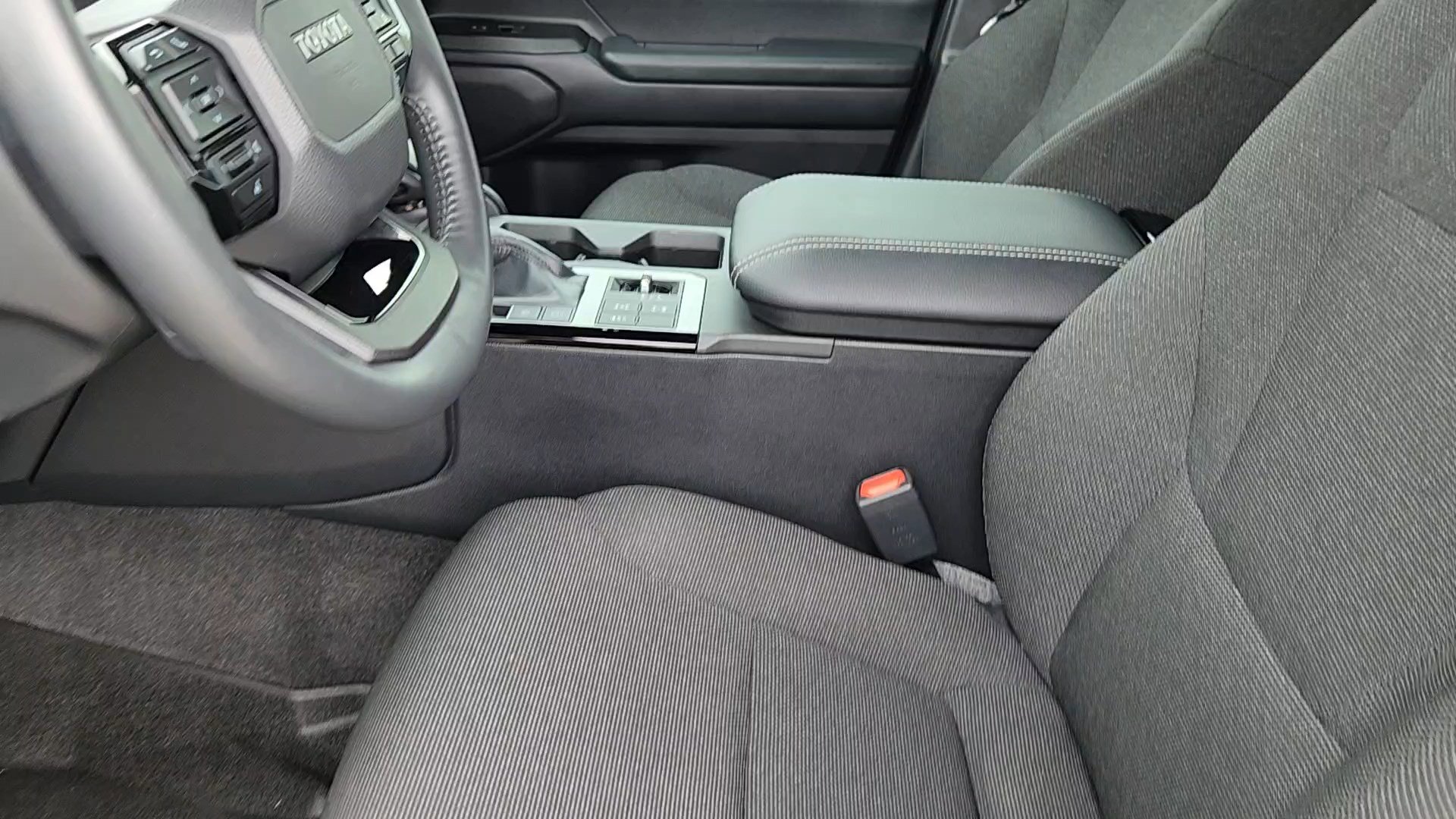 Used 2025 Toyota Land Cruiser 1958 image 31