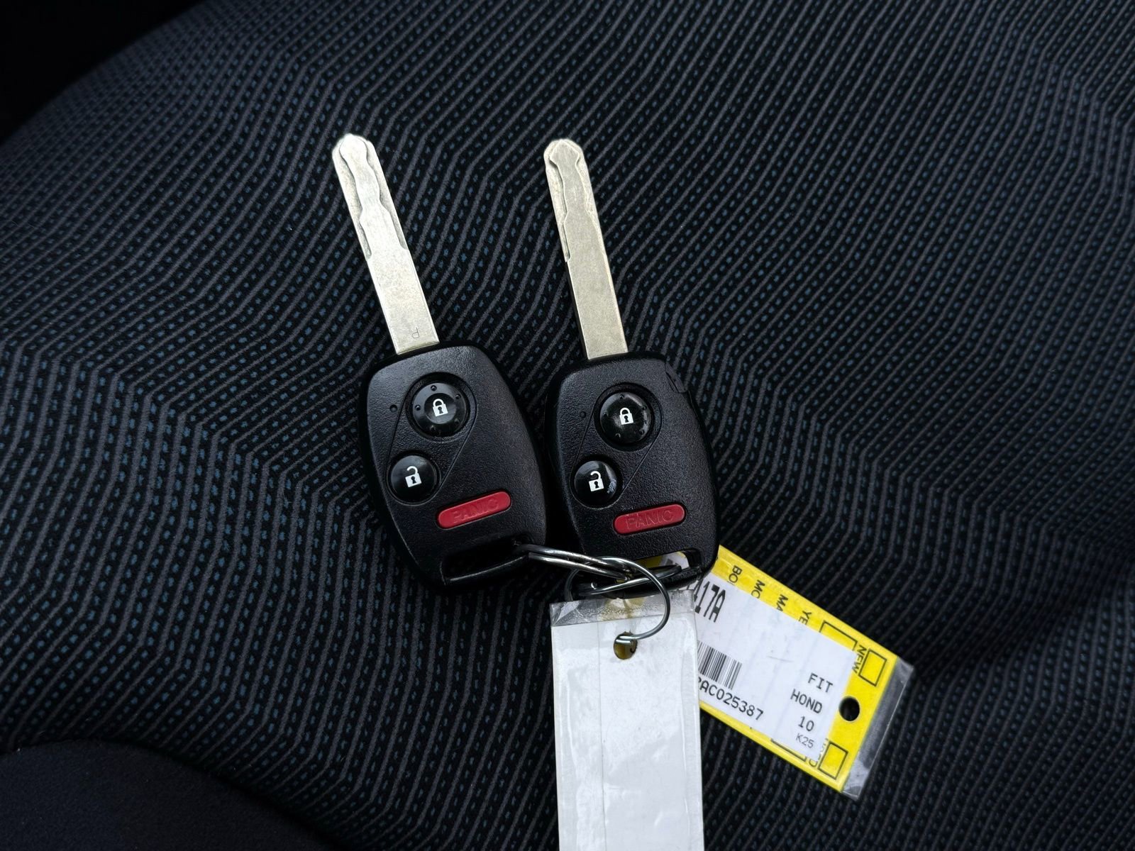 Used 2010 Honda Fit Sport image 33