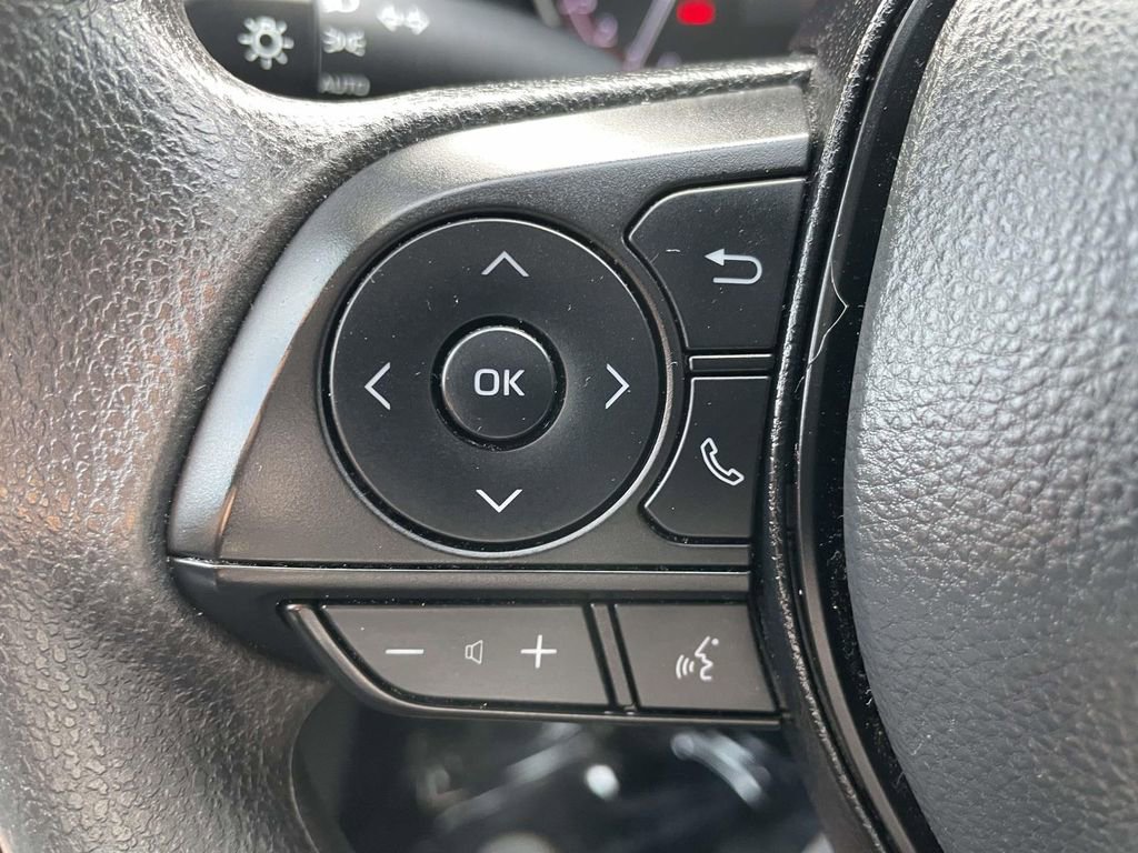 Used 2024 Toyota RAV4 XLE image 31