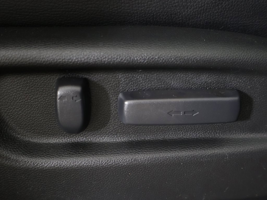 Used 2022 Honda Pilot Black Edition image 39