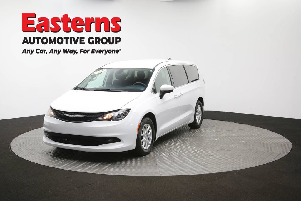 Used 2022 Chrysler Voyager LX FWD image 53